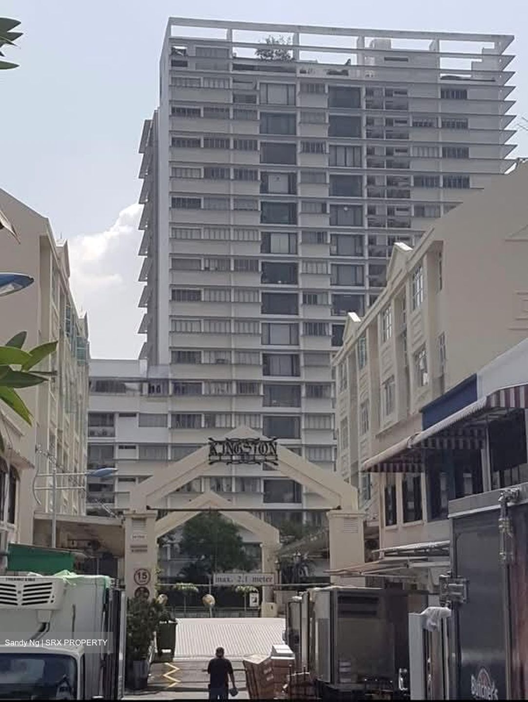 Kingston Terrace (D14), Retail #540170871